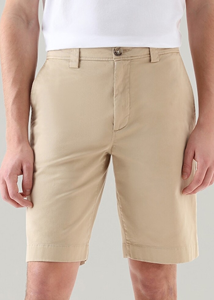 Bermuda Chino in Cotone Elasticcizzato - WOOLRICH – CFWOSH0040MRUT3343 - Sabbia